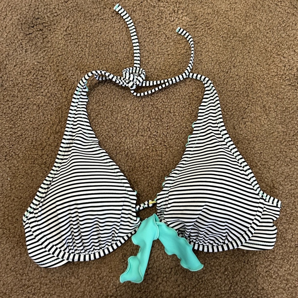 Victorias Secret Bikini Top 32C